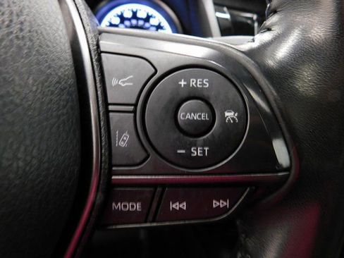 Used 2024 Toyota Camry SE image 38