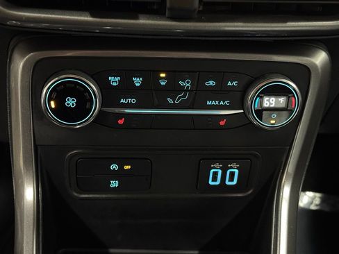 Used 2020 Ford EcoSport SE image 33