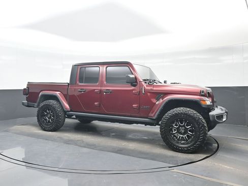 Used 2021 Jeep Gladiator Sport AWD/4WD image 8
