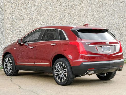 Used 2017 Cadillac XT5 Premium Luxury FWD image 10