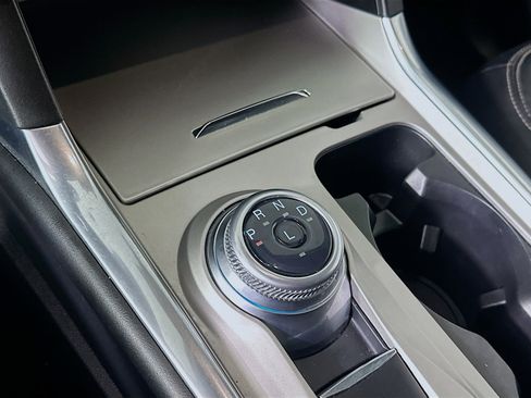 Used 2023 Ford Explorer Limited image 24