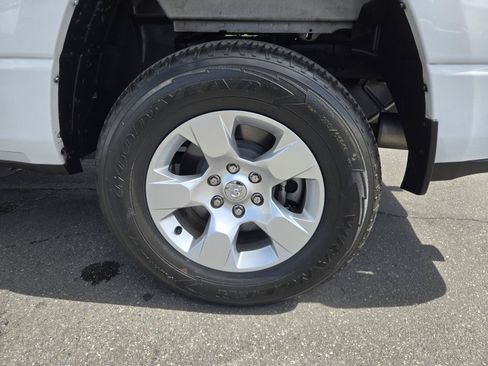 Used 2022 RAM 1500 Big Horn RWD image 33