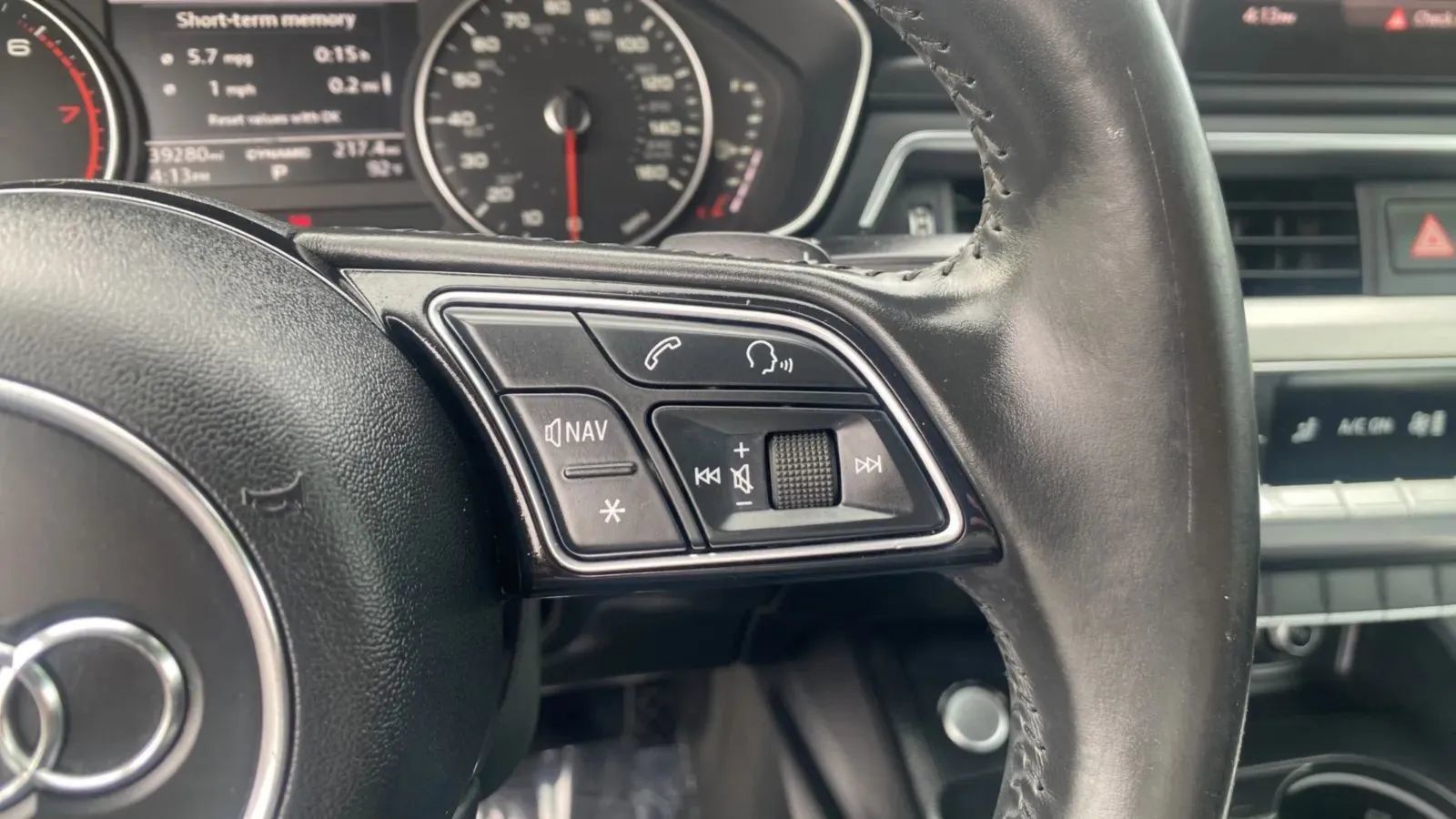 Used 2017 Audi A4 2.0T Ultra Premium FWD image 18