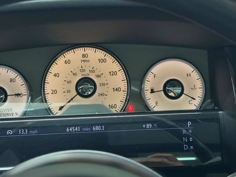 Used 2013 Rolls-Royce Ghost RWD image 88