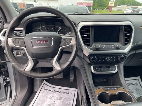 Used 2023 GMC Acadia SLE w/ Driver Convenience Package FWD image 12