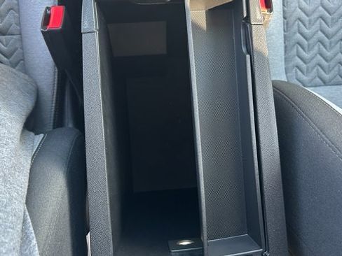 Certified 2022 Chevrolet Equinox LS w/ LS Convenience Package image 32