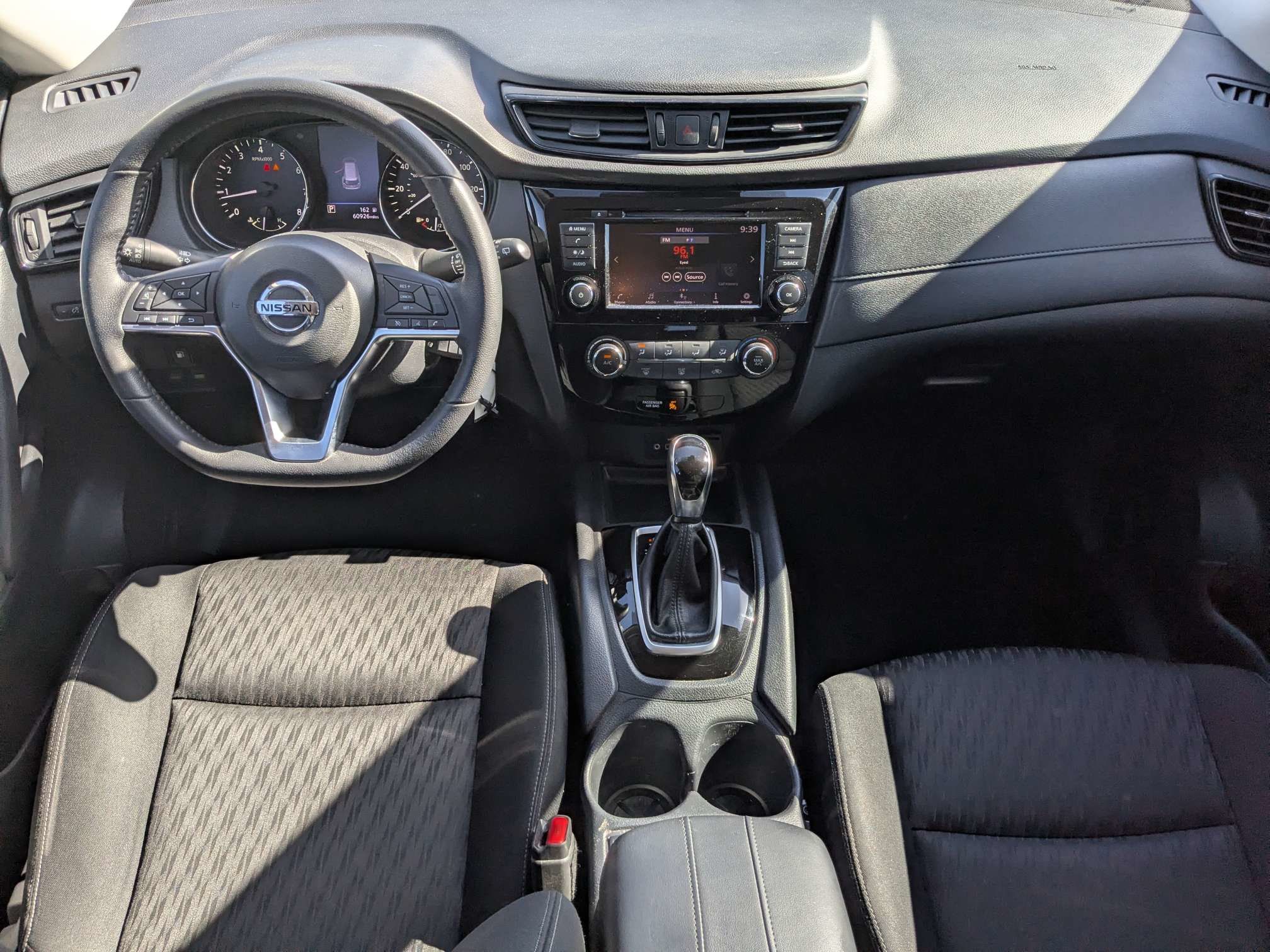 Used 2019 Nissan Rogue S w/ Special Edition Package FWD image 15