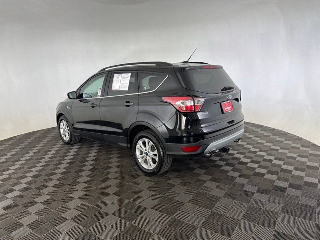 Used 2018 Ford Escape SE w/ Ford Safe & Smart Package FWD image 7