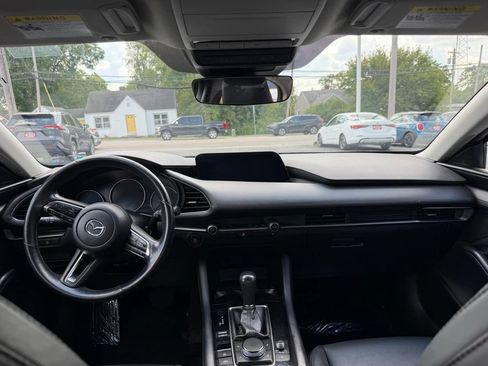 Used 2024 MAZDA MAZDA3 s FWD image 18