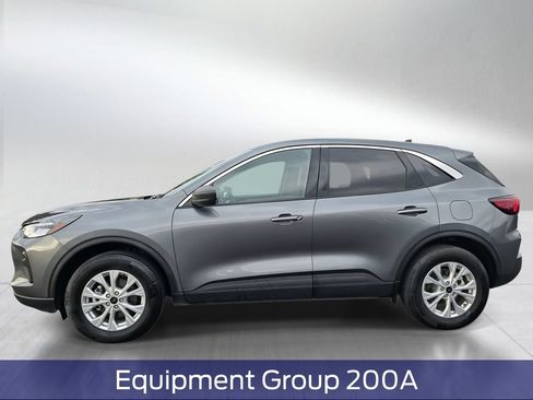Certified 2024 Ford Escape Active AWD/4WD image 3