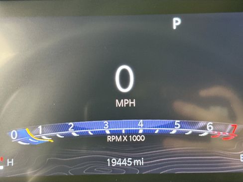 Used 2022 Jeep Grand Cherokee Limited image 12