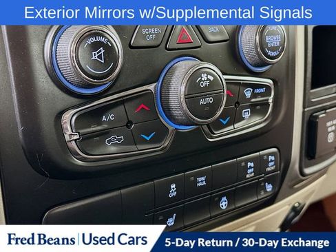 Used 2017 RAM 1500 Big Horn AWD/4WD image 18
