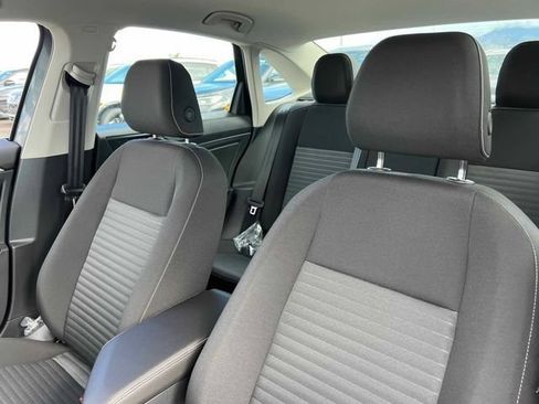 Used 2026 Volkswagen Jetta S FWD image 19