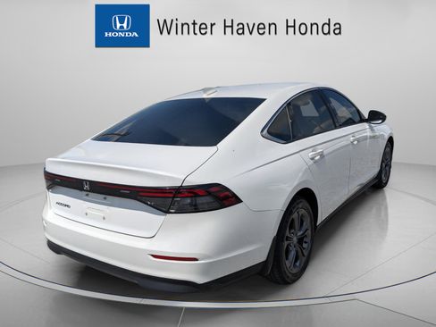 Used 2023 Honda Accord EX image 8