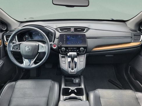 Used 2018 Honda CR-V Touring image 9