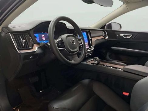 Used 2025 Volvo V60 B5 Cross Country Plus AWD/4WD image 59