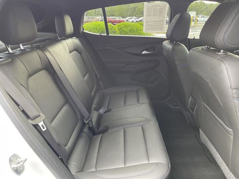 Used 2024 Buick Envista Sport Touring w/ Convenience I Package FWD image 37