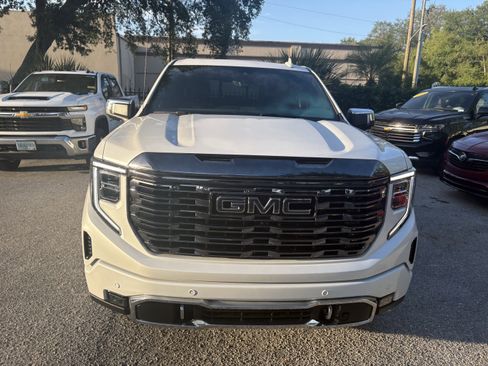 Used 2024 GMC Sierra 1500 Denali Ultimate image 2