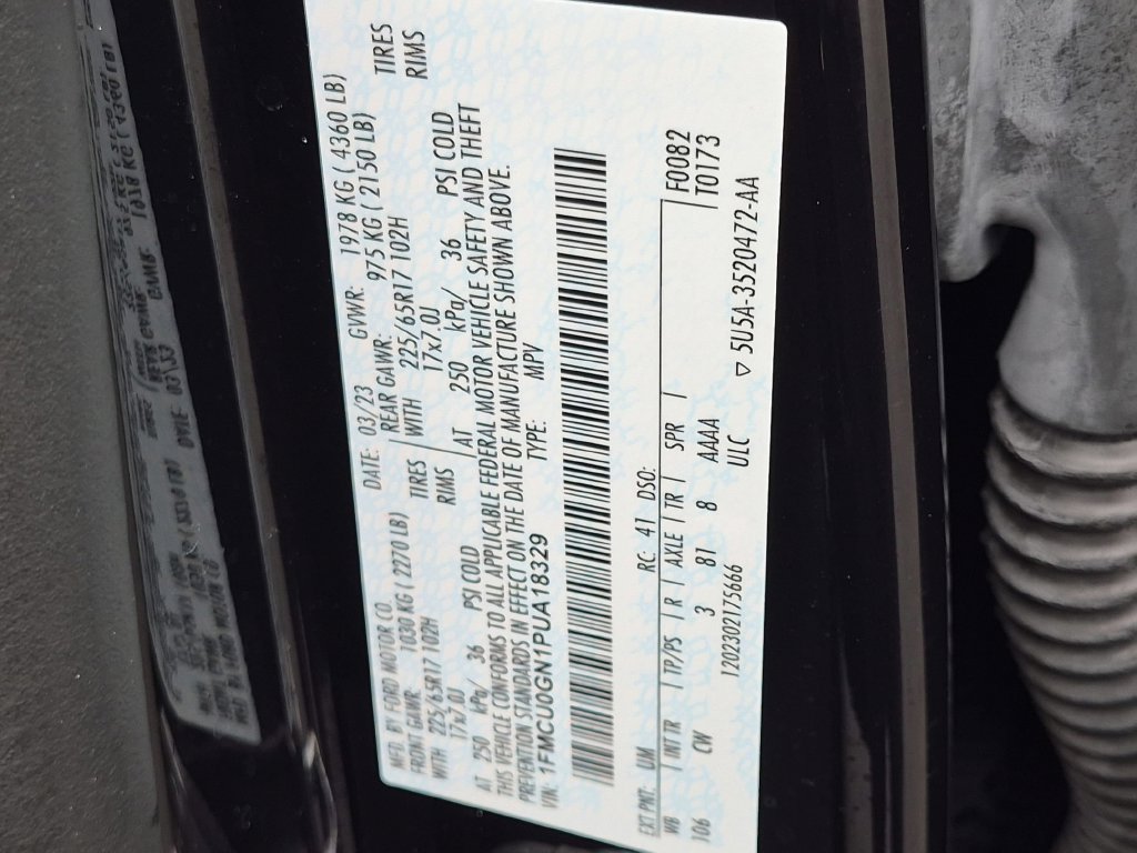 Used 2023 Ford Escape Active w/ Cold Weather Package FWD image 25