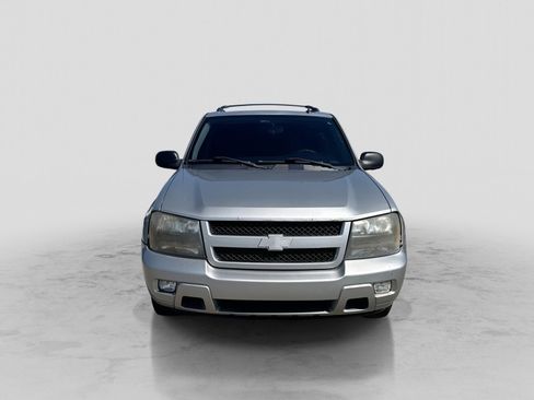 Used 2008 Chevrolet TrailBlazer LT w/ Sun And Sound Package AWD/4WD image 9