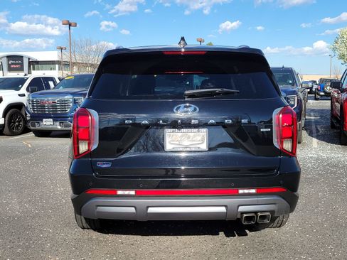 Used 2023 Hyundai Palisade Limited AWD/4WD image 11