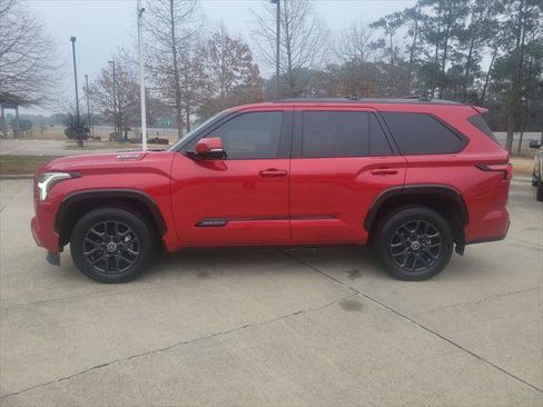 Certified 2024 Toyota Sequoia Platinum image 2