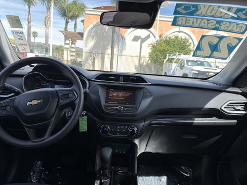 Used 2022 Chevrolet TrailBlazer LS image 19