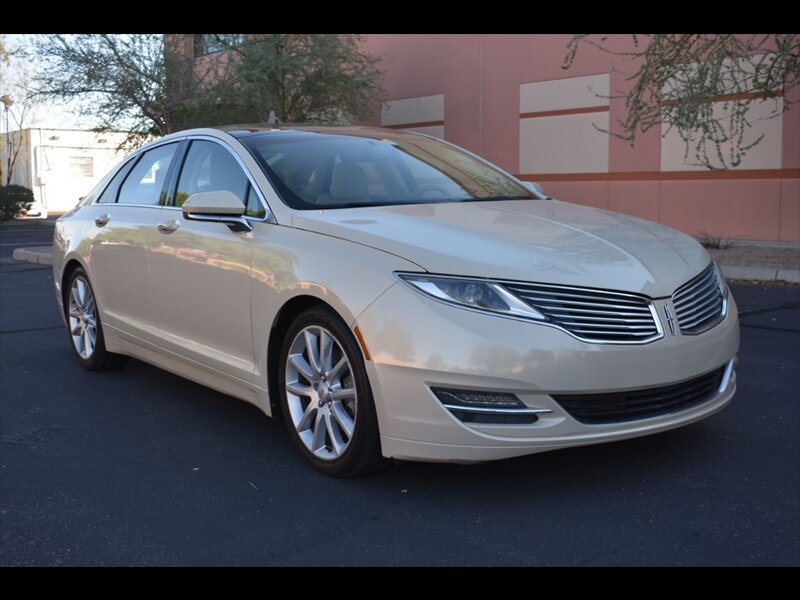 Used 2014 Lincoln MKZ w/ Equipment Group 102A Reserve FWD image 2