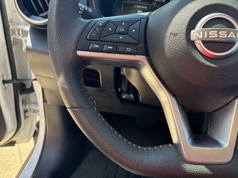 Used 2023 Nissan Kicks SR image 21