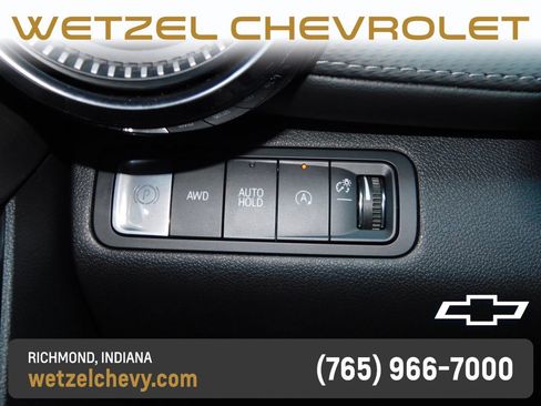 Used 2026 Chevrolet Equinox LT AWD/4WD image 26