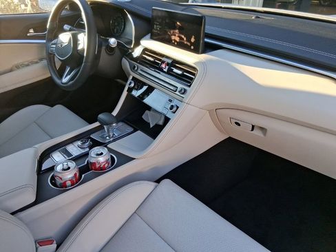 New 2026 Genesis G70 2.5T image 8