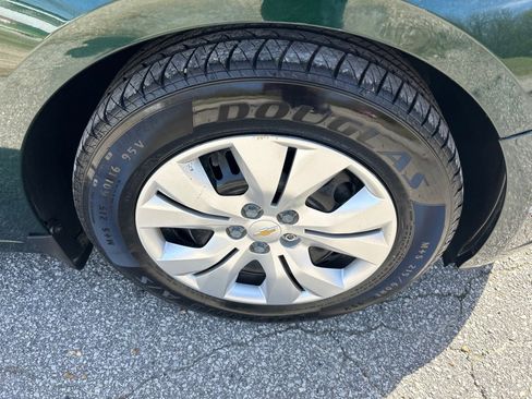 Used 2014 Chevrolet Cruze LS image 20