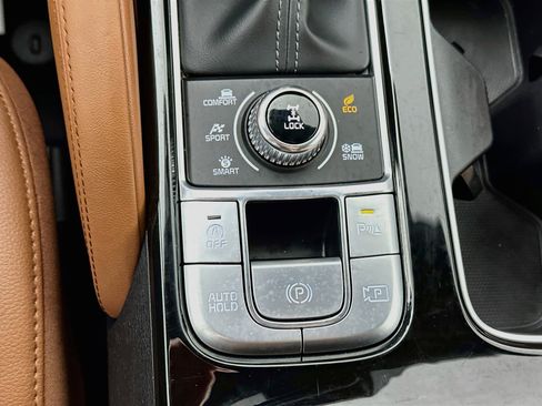 Used 2025 Kia Telluride SX X-Line AWD/4WD image 21