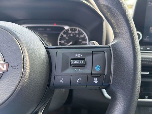 Used 2023 Nissan Rogue SV AWD/4WD image 24