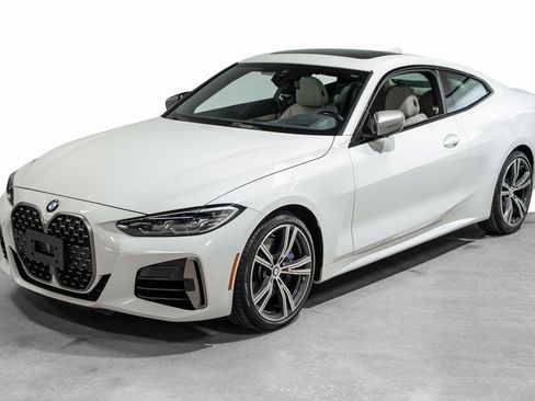 Used 2023 BMW 440i xDrive Coupe w/ Premium Package image 33