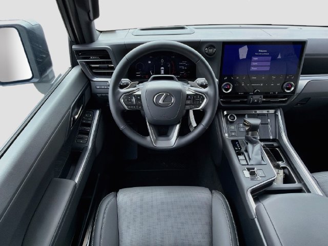 New 2026 Lexus GX 550 w/ Cold Area Package AWD/4WD image 18