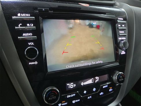 Used 2023 Nissan Murano SV image 18