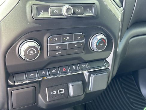 Certified 2026 Chevrolet Silverado 1500 Custom image 22