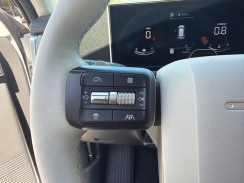 Used 2025 Hyundai Santa Fe SEL image 25