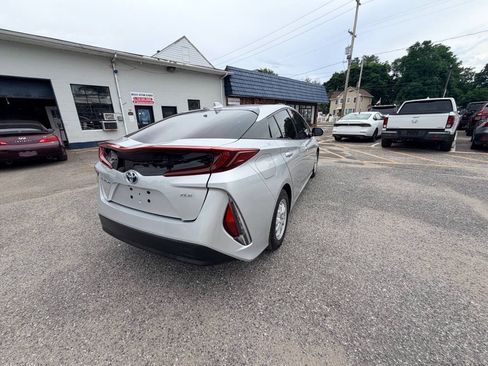 Used 2020 Toyota Prius Prime XLE FWD image 26