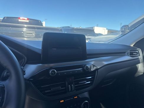 Used 2023 Ford Escape Active image 9