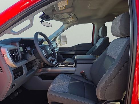 New 2026 Ford F250 XLT w/ FX4 Off-Road Package image 11
