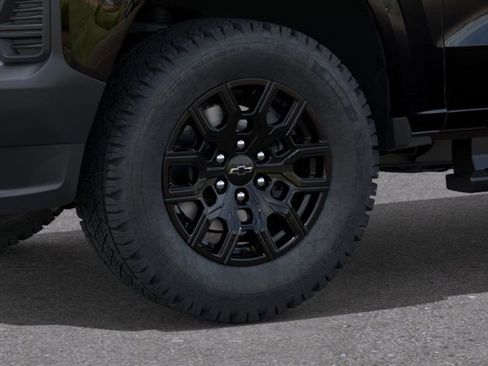 Used 2026 Chevrolet Colorado W/T w/ WT Custom Package image 9