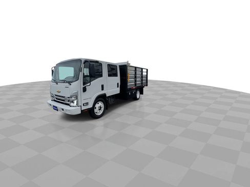 New 2025 Chevrolet Low Cab Forward RWD image 4