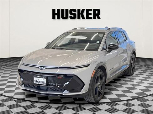 Certified 2024 Chevrolet Equinox EV RS image 4