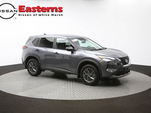 Used 2023 Nissan Rogue S image 80