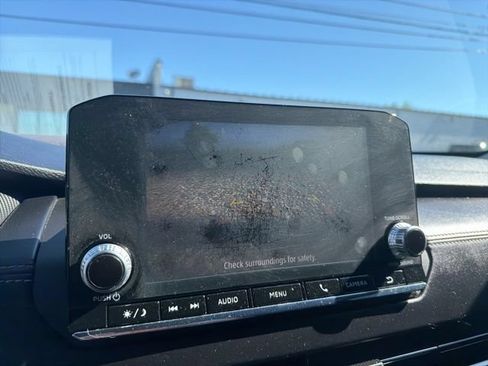 Used 2022 Mitsubishi Outlander ES AWD/4WD image 13