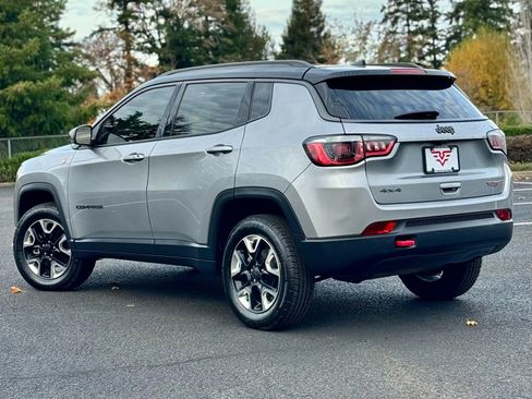 Used 2017 Jeep Compass Trailhawk image 19