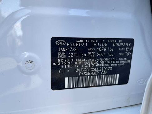 Used 2020 Hyundai Ioniq Limited FWD image 28