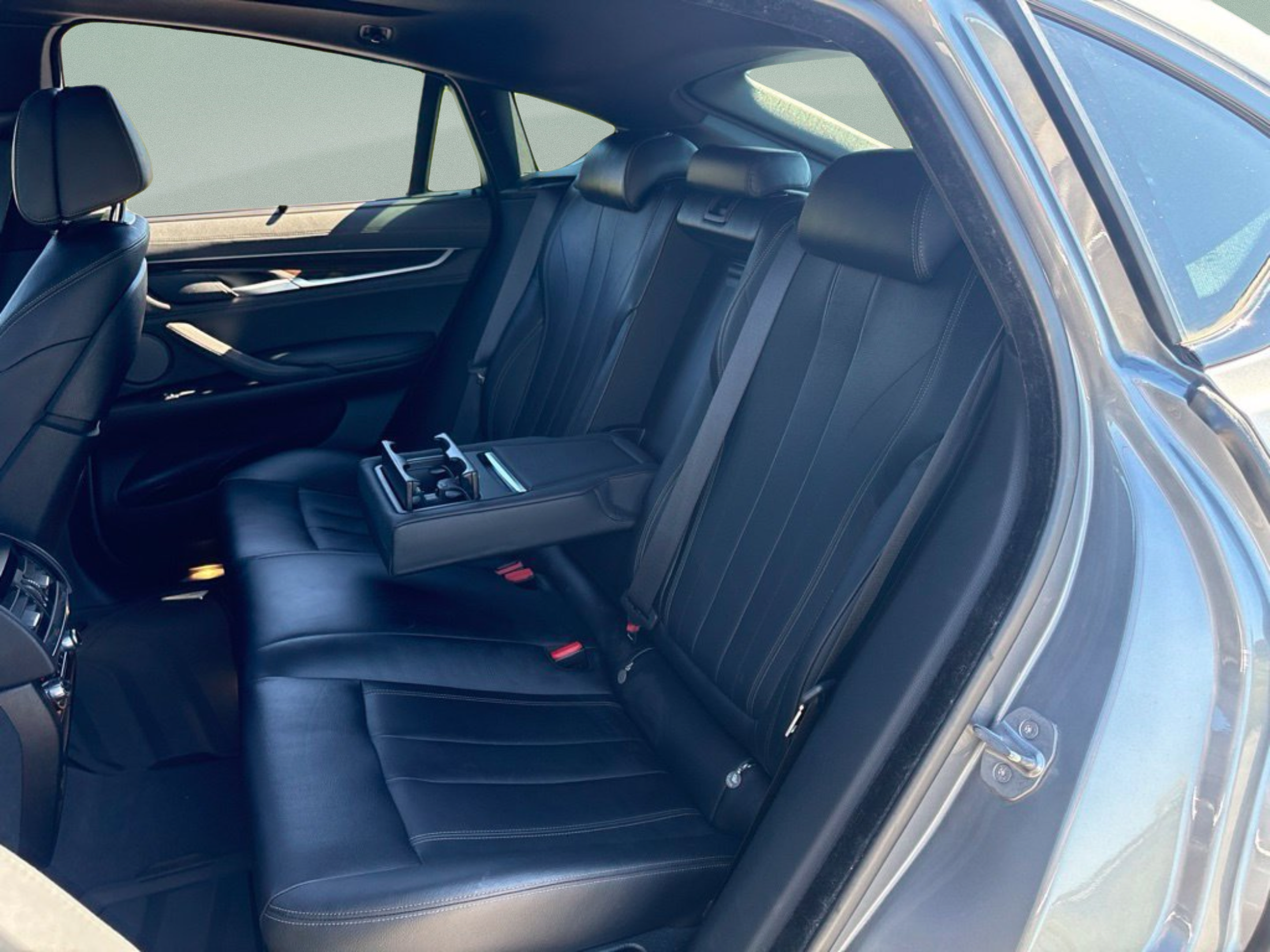 Used 2019 BMW X6 xDrive35i AWD/4WD image 17